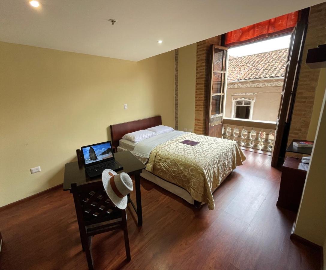 Flore Hotel Boutique Cuenca Exterior foto