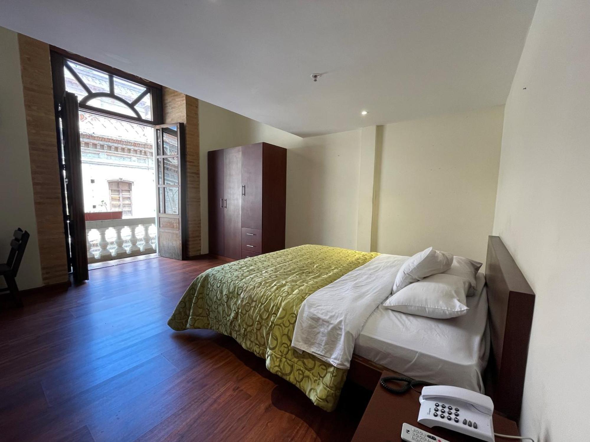 Flore Hotel Boutique Cuenca Exterior foto